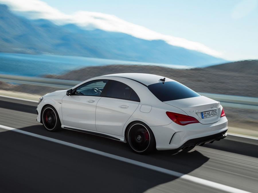  Mercedes-Benz CLA45 AMG 2013 года  (фото 4 из 22)